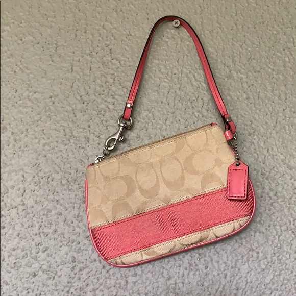 Coach wristlet - Picture 2 of 3